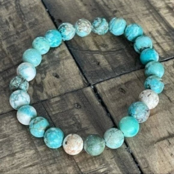 8mm Turquoise Stretch Bead Bracelet - Picture 4 of 4